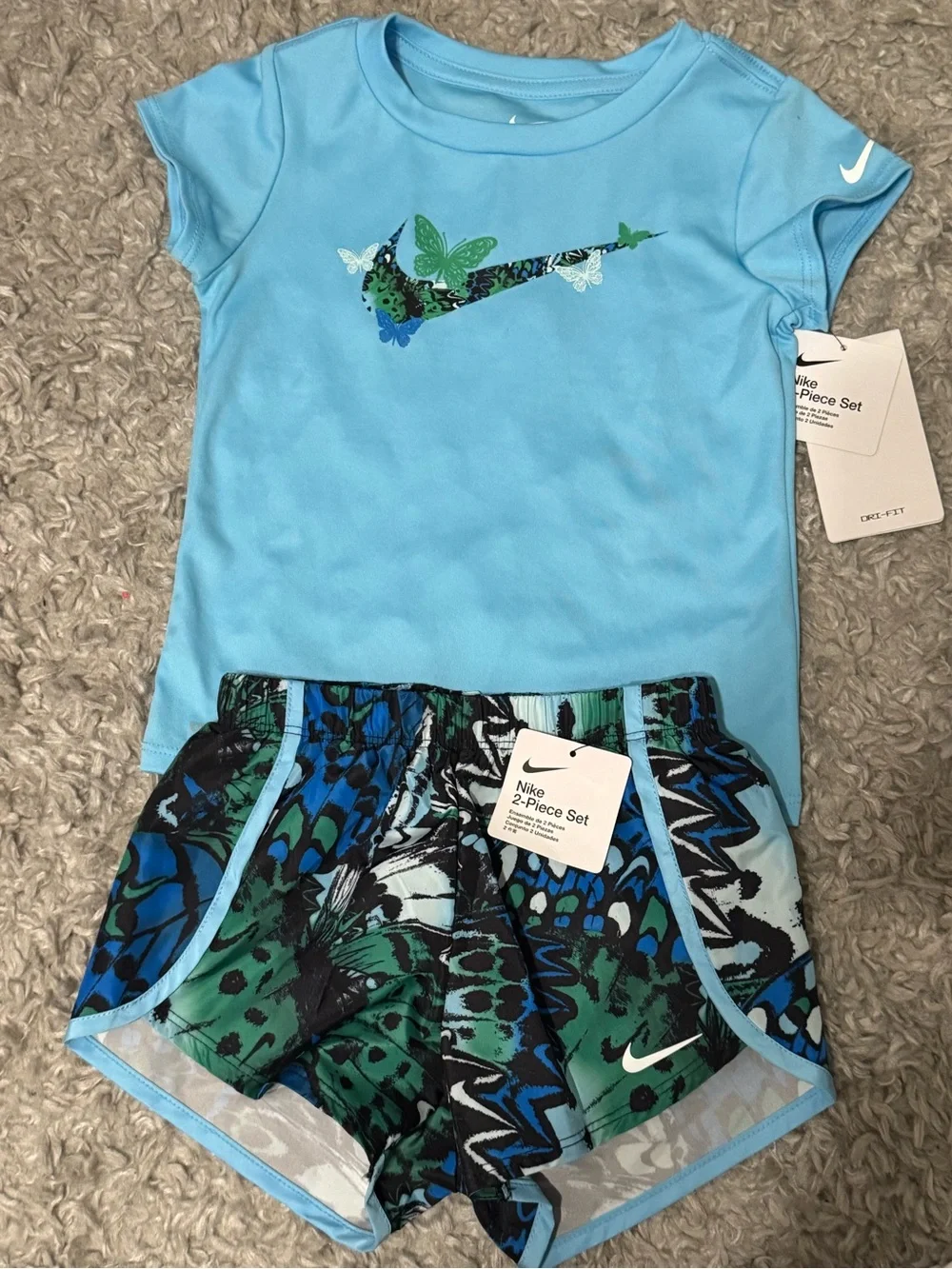NWT Nike Girls' 2-Piece Butterfly Set - 4T - Picture 1 of 5